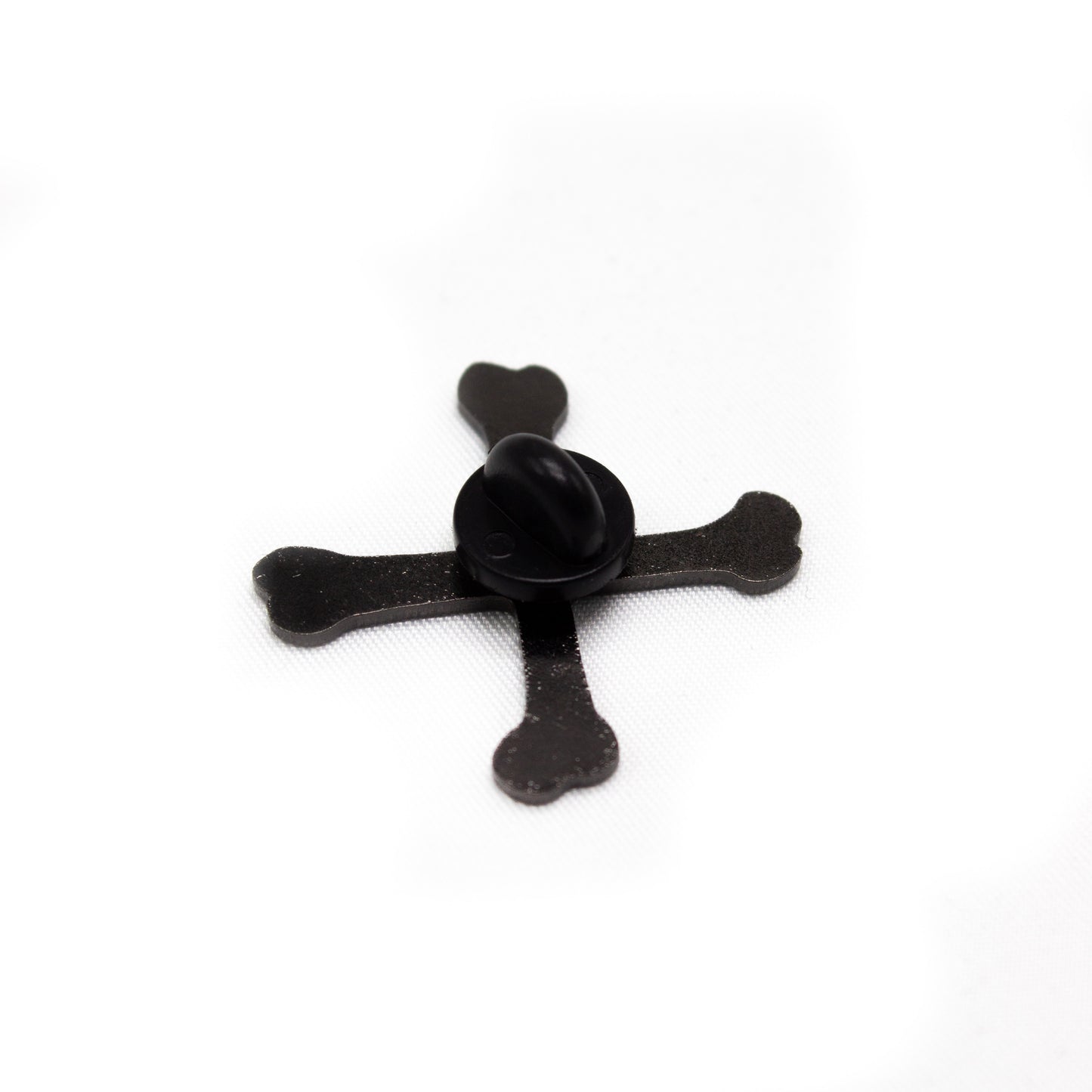 Pin || Crossbones